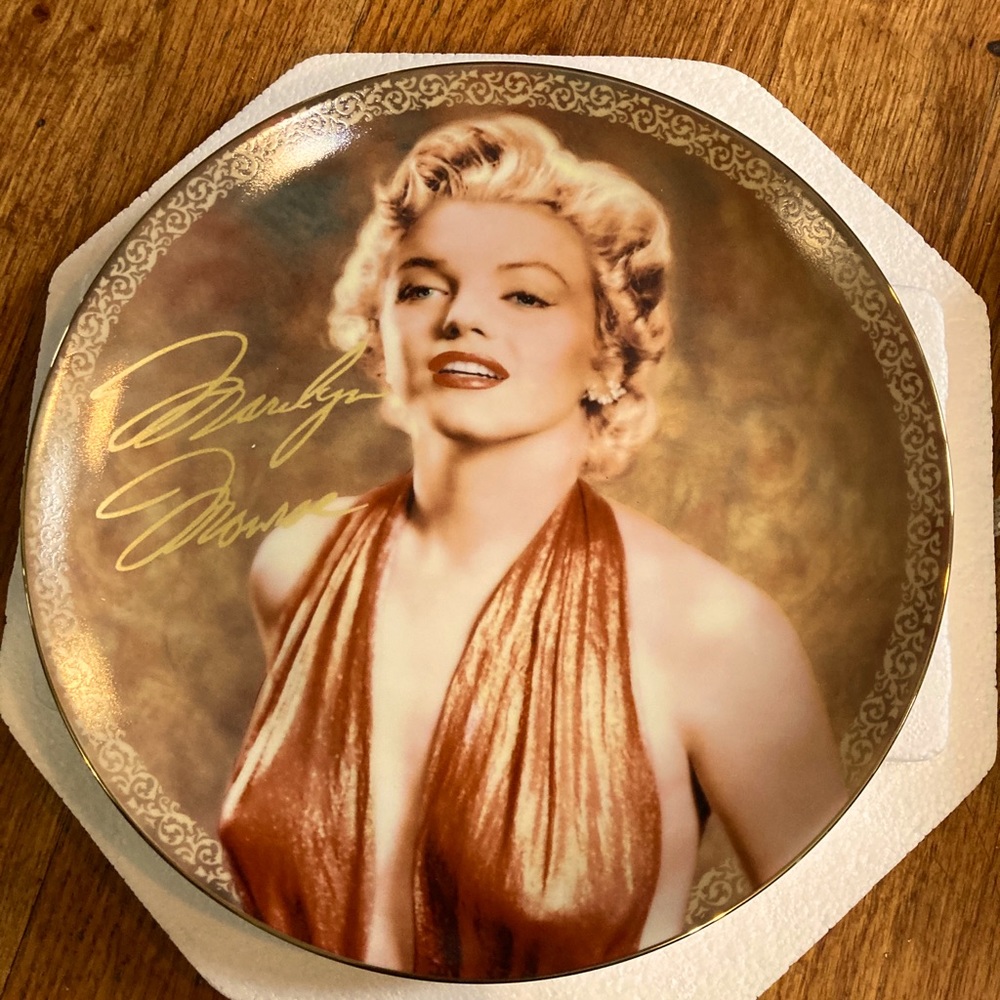 Marilyn Monroe Bradford exchange plate